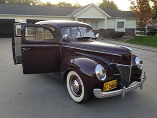 1940 Ford 4-Dr Sedan